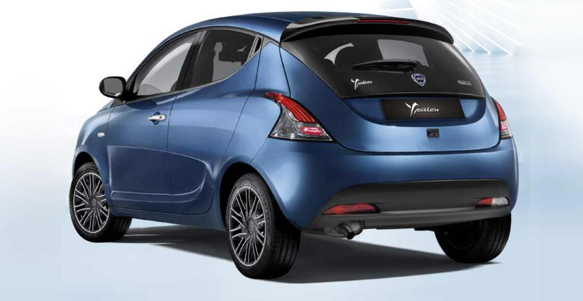 Lancia Ypsilon rental in Città della Pieve